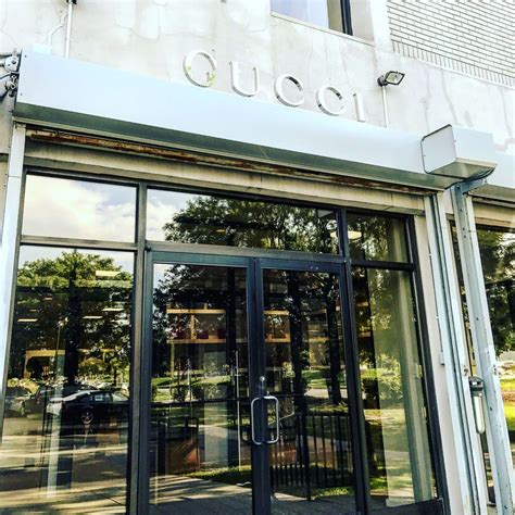 gucci secaucus nj|gucci outlet store.